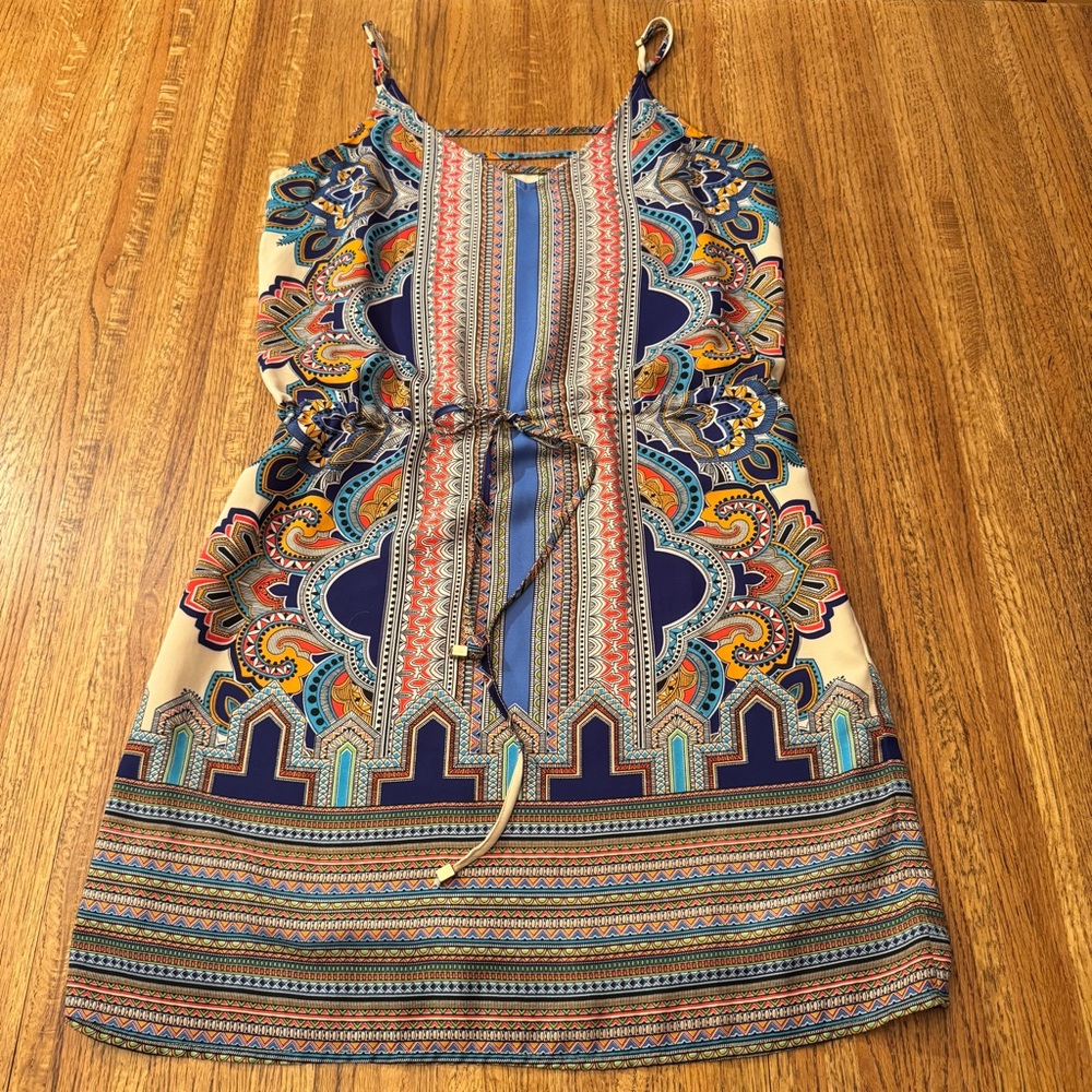 LUCY & LAUREL dress, Multicolor BOHO PRINT, cinched waist, Lined, size 8
